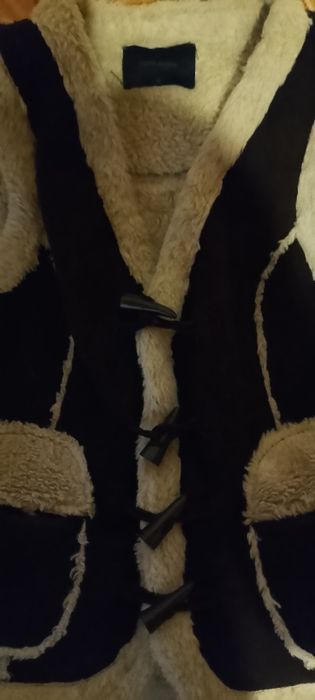 Vând cojoc tradițional piele și blana