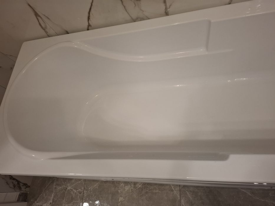 Vând cadă baie 170