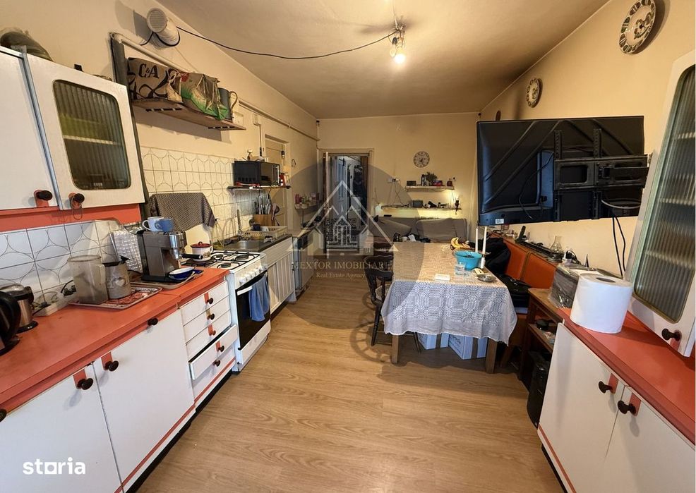 Casa duplex de vanzare,  Medias