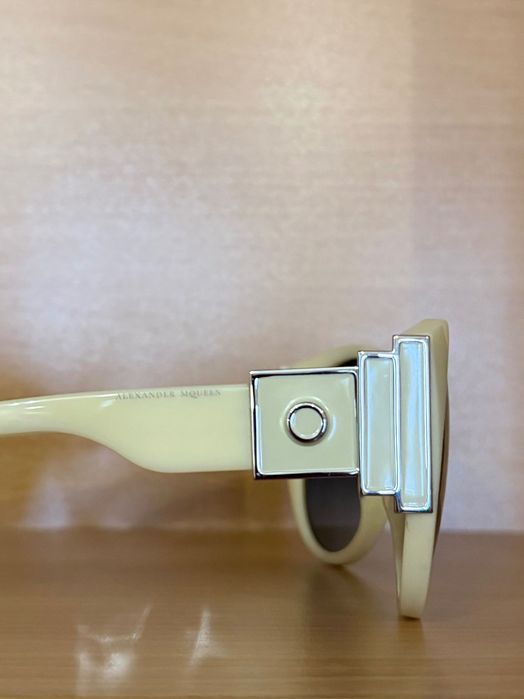 Слънчеви очила Alexander McQueen