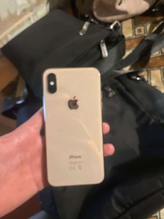 Айфон хс в хорошем состоянии