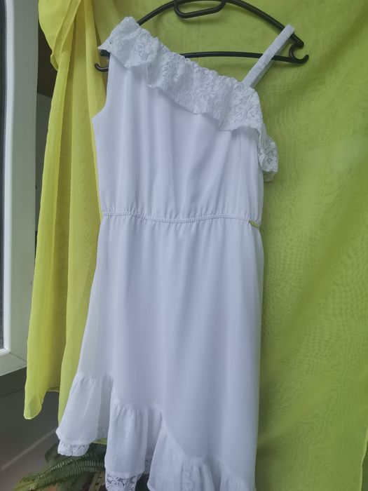 Лека бяла рокличка