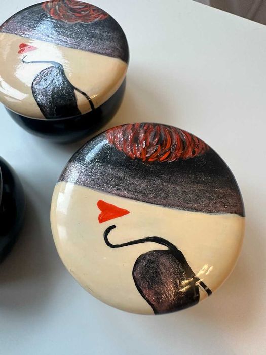 Дървена кутия за бижута