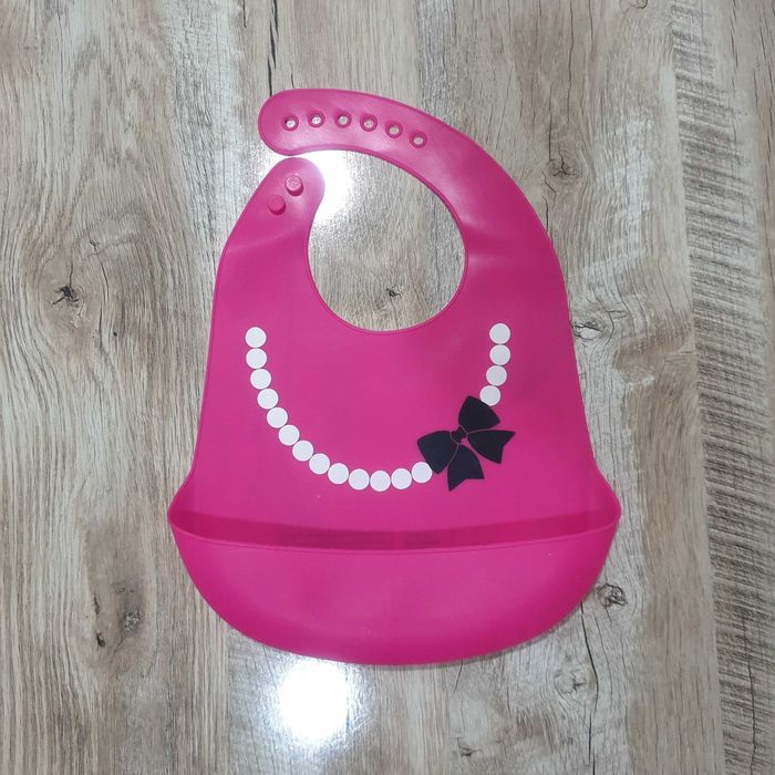 Силиконовые нагруднички