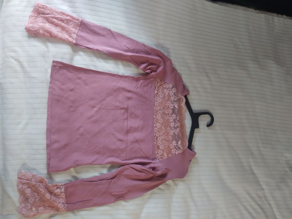 Магазин за блузи дрехи