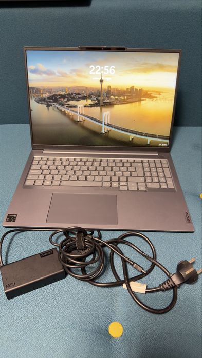 Lenovo ThinkBook 16 G7 – Snapdragon X Plus – 16GB RAM – stare ca NOU