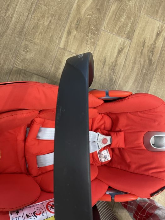 Scoica Cybex Platinum cloud z i size