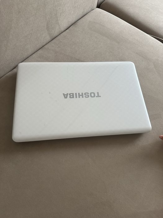 Продается ноутбук в отличном состоянии