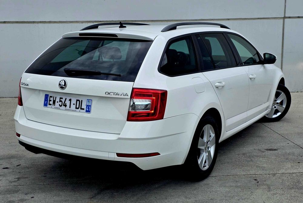 SKODA Octavia 2018 — imagine 4