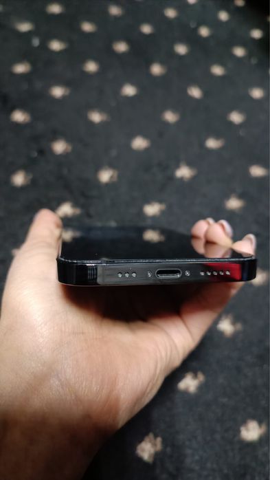 Продам Iphone12 pro