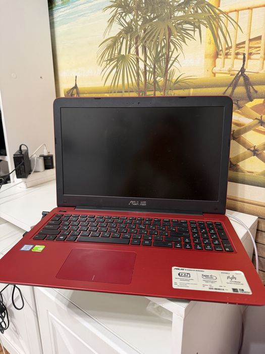 Ноутбук ASUS X556U corei5