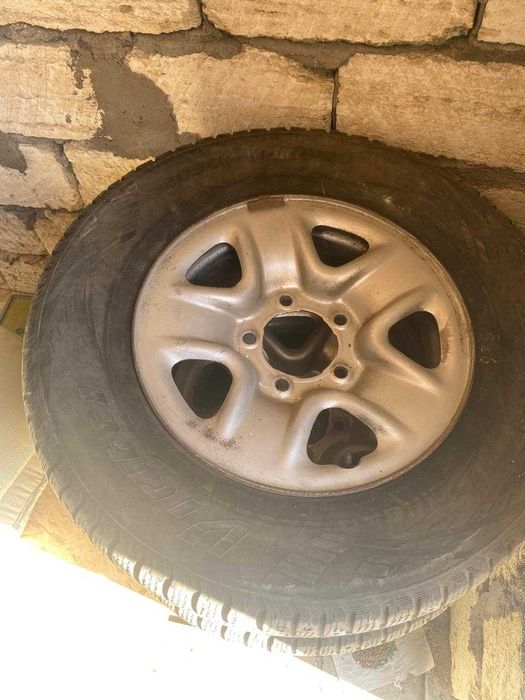 продам резины шины с дисками на крузак