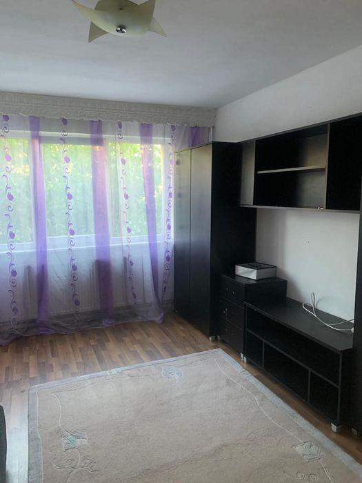 Dau in chitie apartament semidecimandat 2 camere  strafa Aleia Filsturi