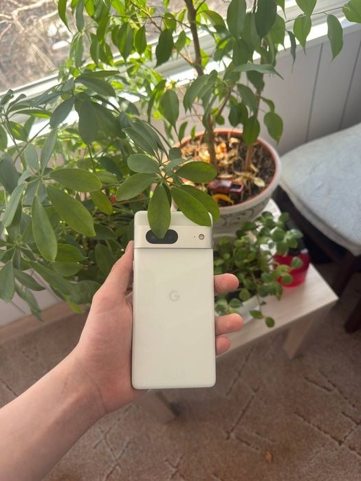 Пиксель 7 в идеале с коробкой