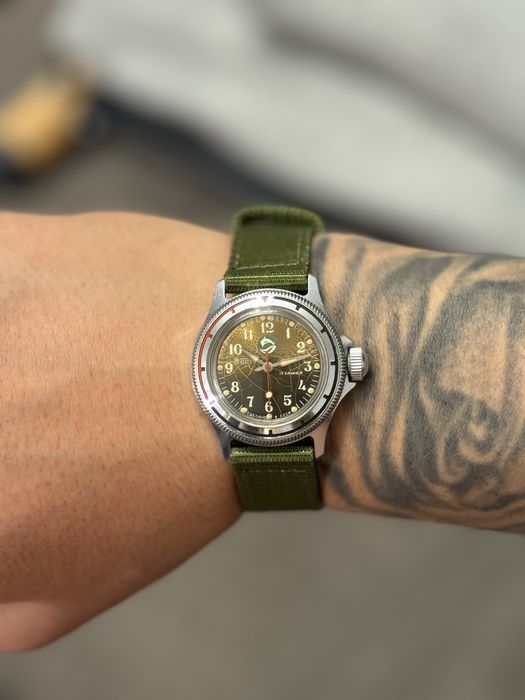 Съветски ретро коленционерски часовник Восток амфибия делфин , Vostok