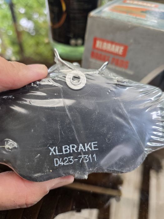 Тормозные колодки XLBRAKE (новые)