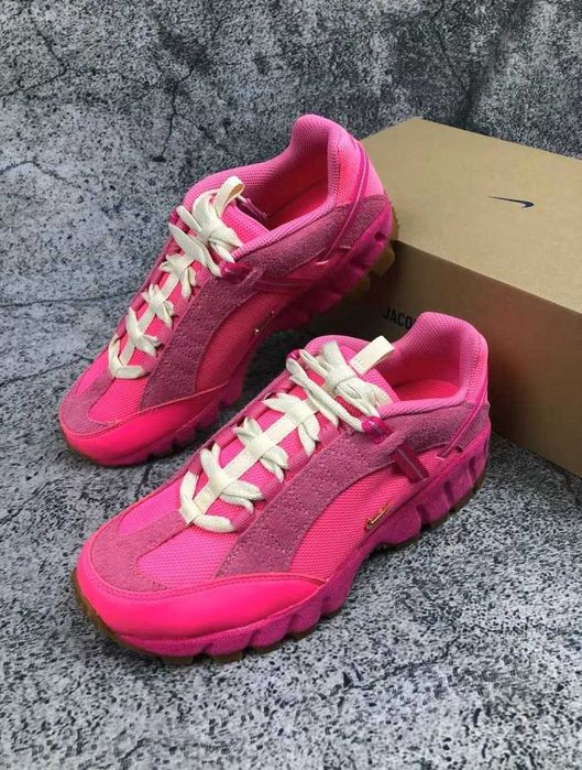 Jacquemus x Nike Air Humar