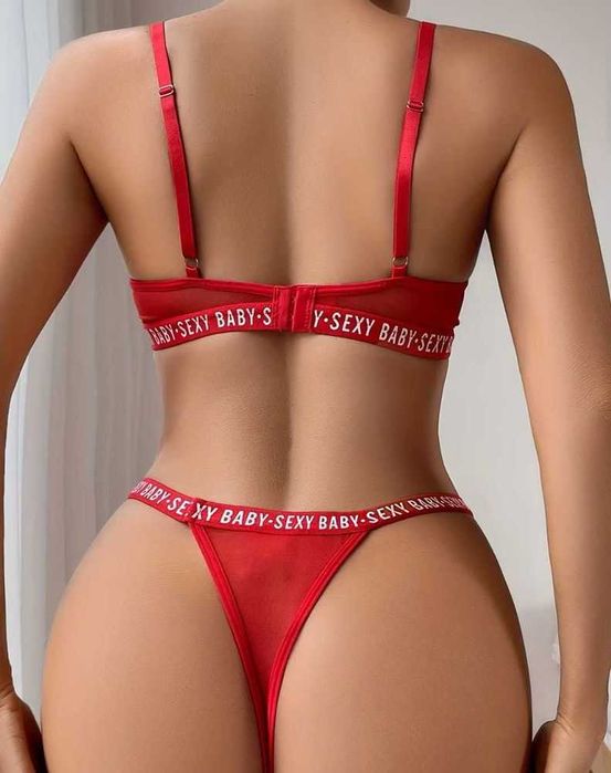 Нов нежем комплект бельо, сутиен и бикини, стринг, дамско бельо