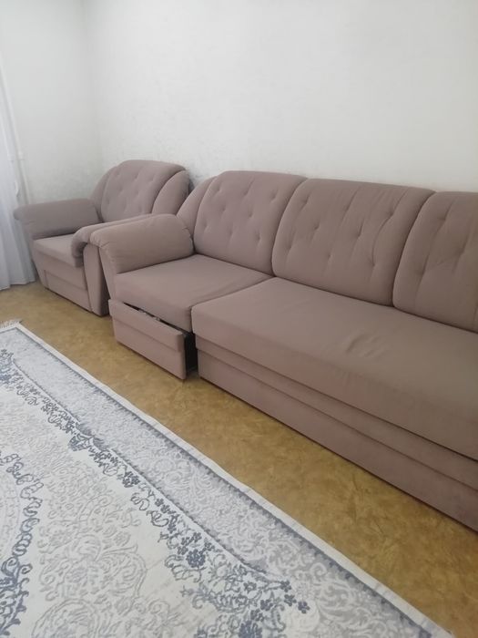 Продам диван с креслом 190000т