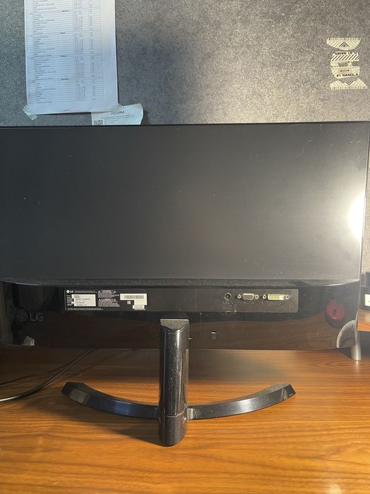 Монитор LG рабочий