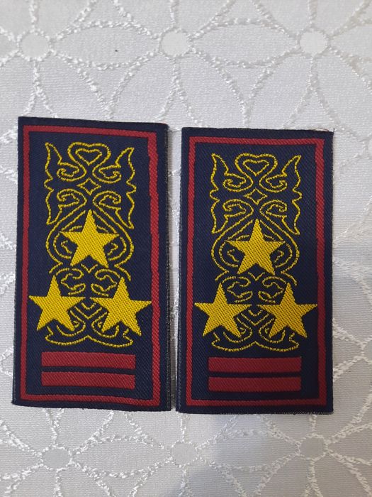 Продаю погоны МЧС РК за 4000
