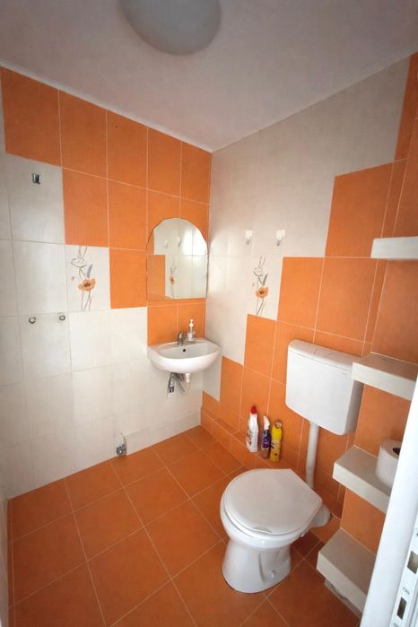 Apartament cu 3 camere