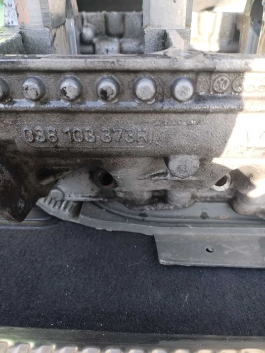 Цилиндрова глава AUDI SKODA SEAT VW 1.9 2.0 8V