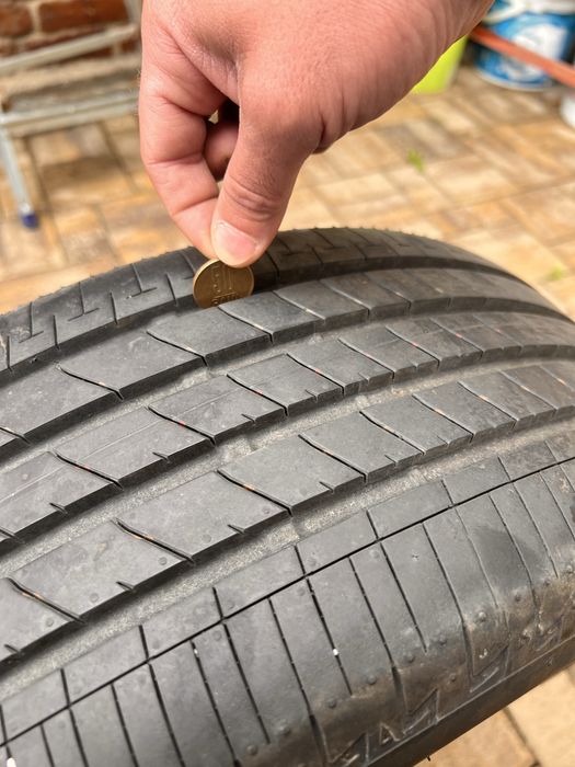 Anvelope vara Bridgestone 215/45/R18