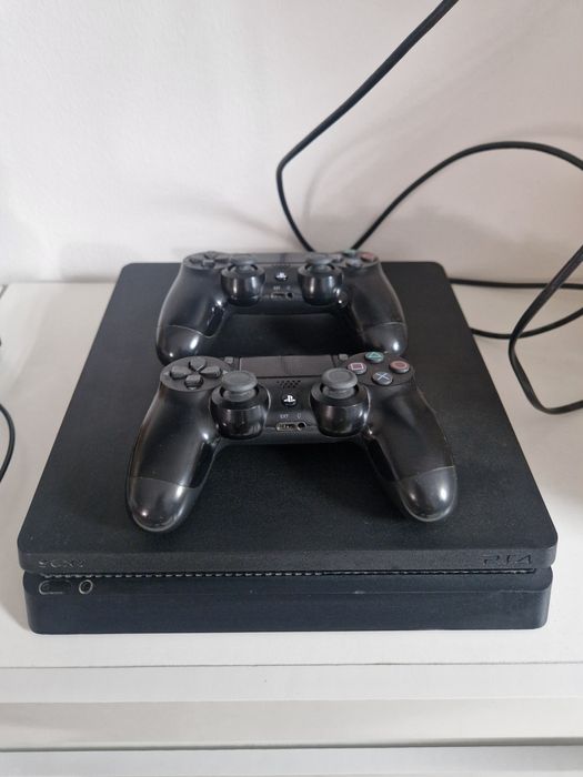 playstation 4 slim