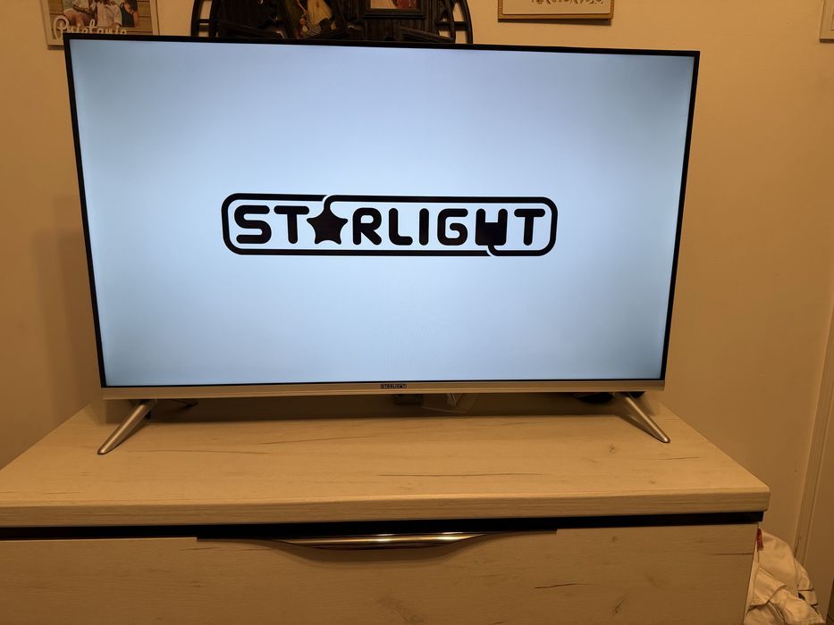 Televizor StarLight android