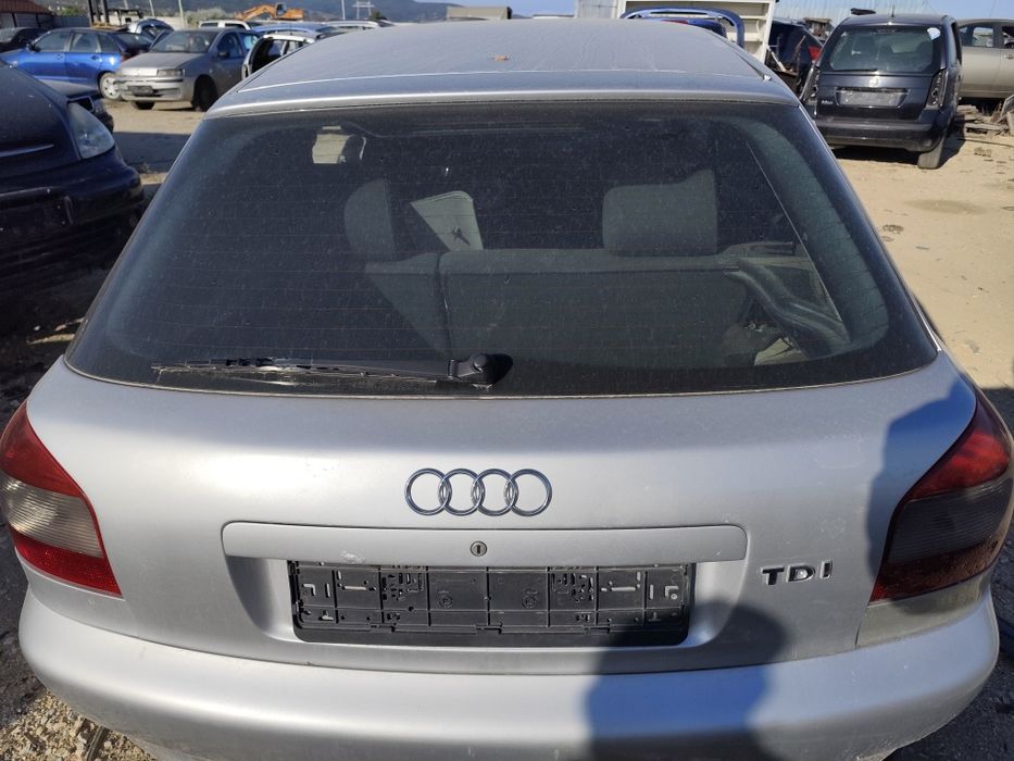 Сив заден капак за Ауди А3 - 1999г