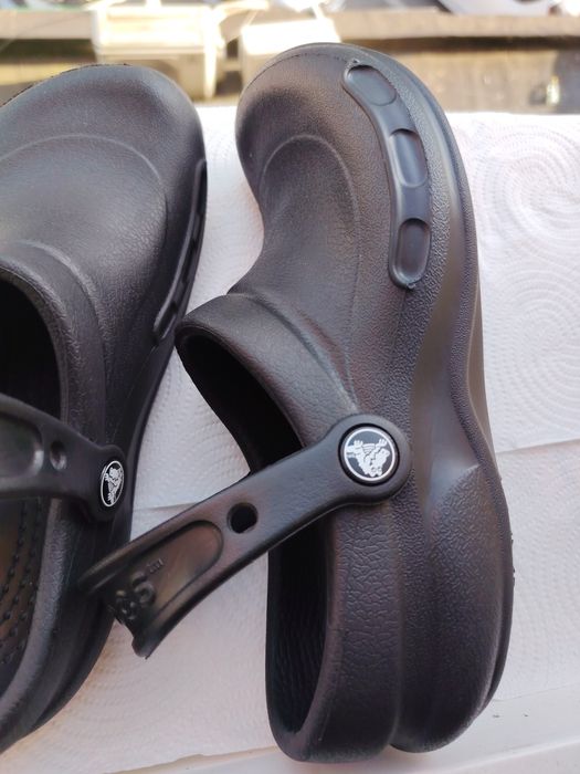 Saboti Crocs, nr 35
