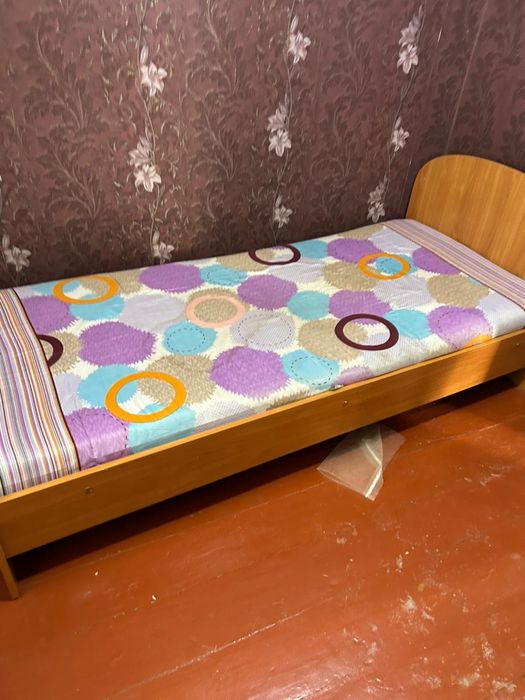 Продается старая мебель