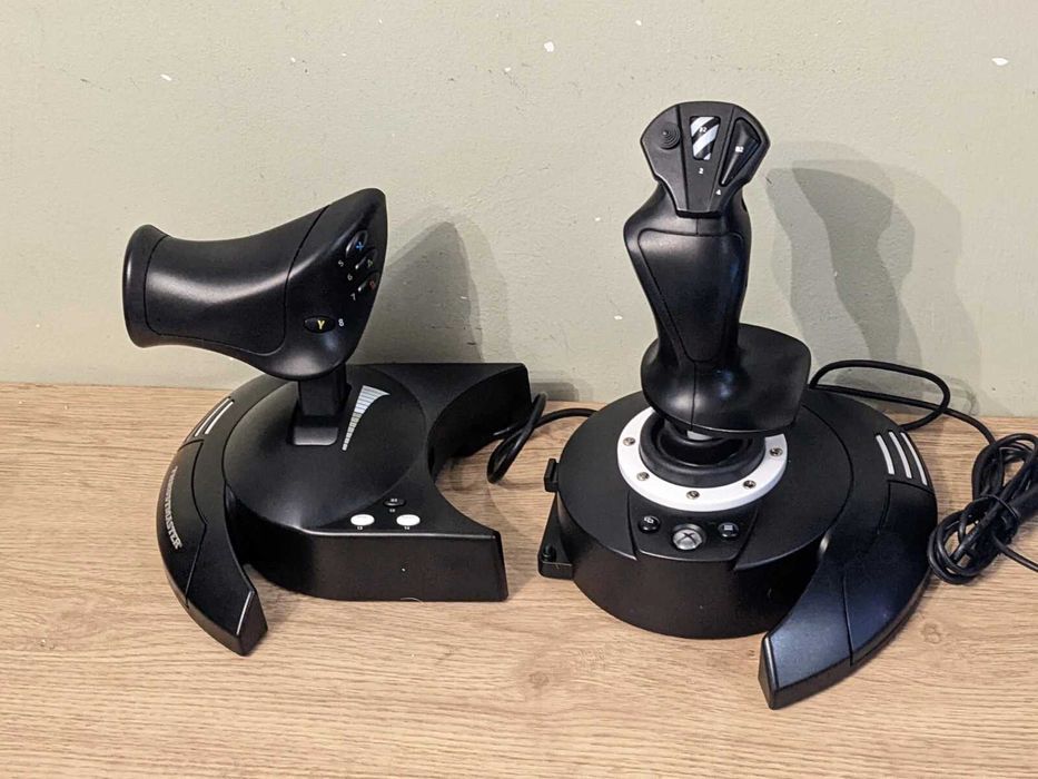 Thrustmaster - T-Flight Hotas One Joystick pentru Xbox X|S, Xbox One, Windows