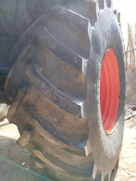Claas mega 204 old shinasi sotiladi !
