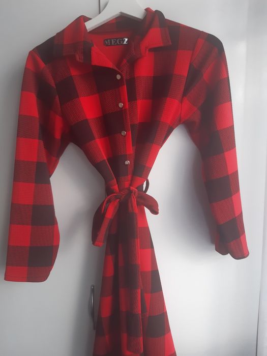 Рокля - необличана