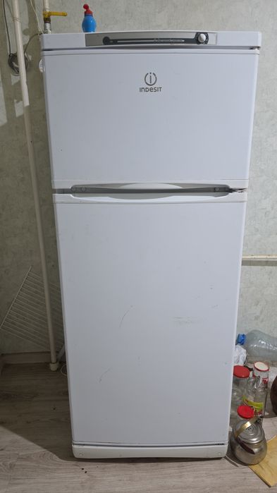 Холодильник Индезит