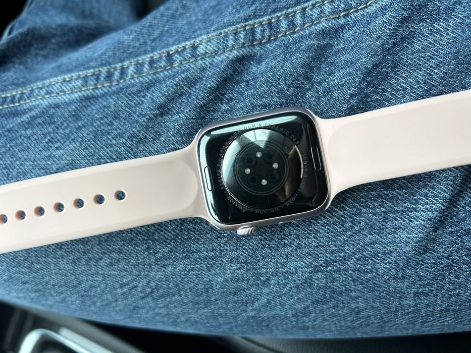 Apple watch series 9 45 mm pink