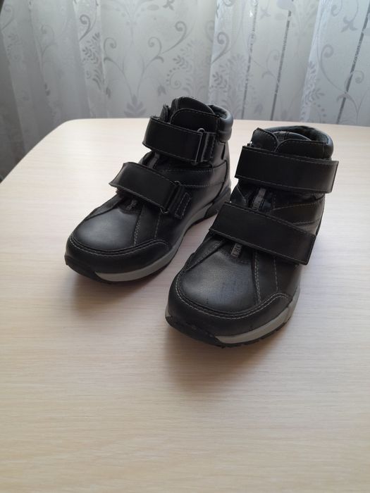 Ботинки демисезонные,размер 32