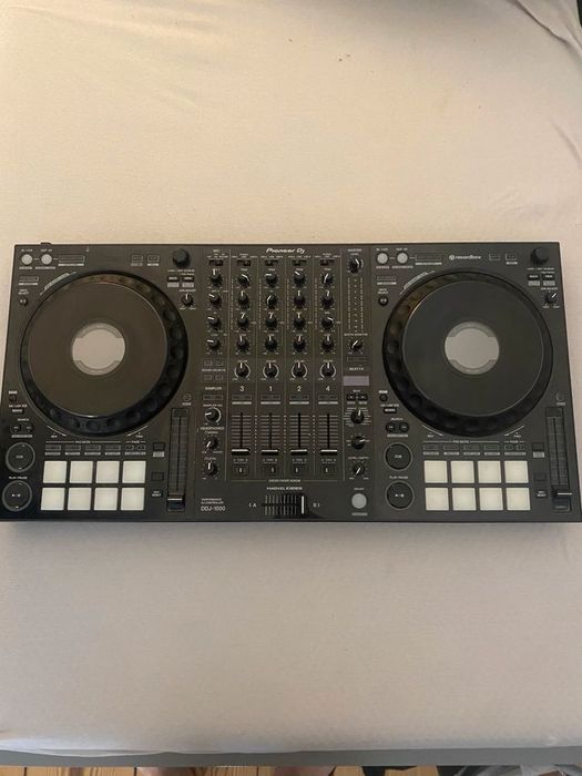 DDJ-1000 Pioneer DJ контролер + калъф за носене