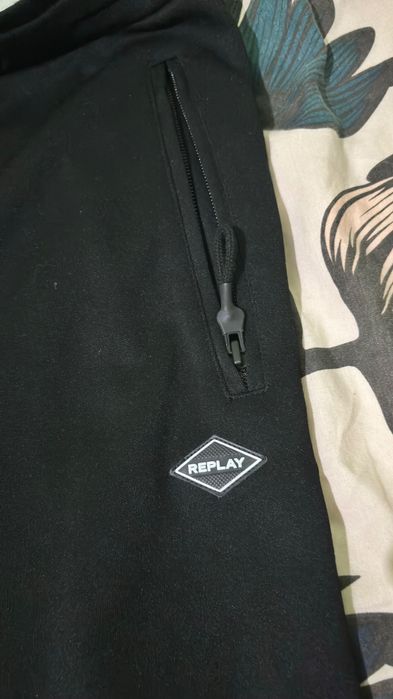Pantaloni trening bărbați Replay