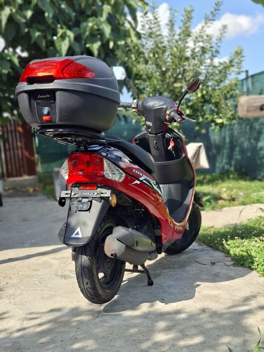 Scuter City Leader 49cm ,impecabil