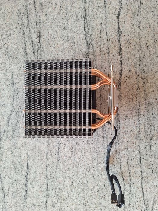 Arctic Freezer 34 въздушно охлаждане за PC