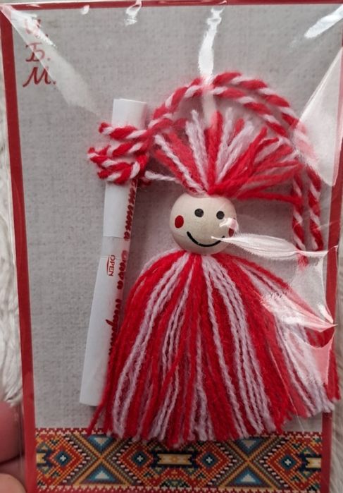 Ръчно изработени мартенички за здраве