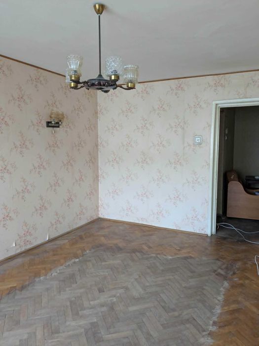 Apartament 3 camere decomandate, Cornisa