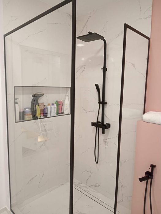 Compartimentari sticla securizata