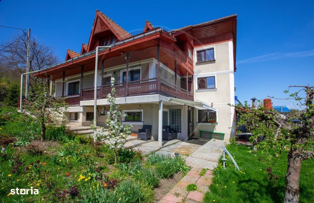 Vilă cu 4 camere de vânzare Săucești