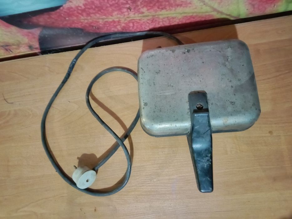 Вафельница советская