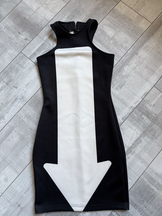 Дамски Рокли до 20лв.