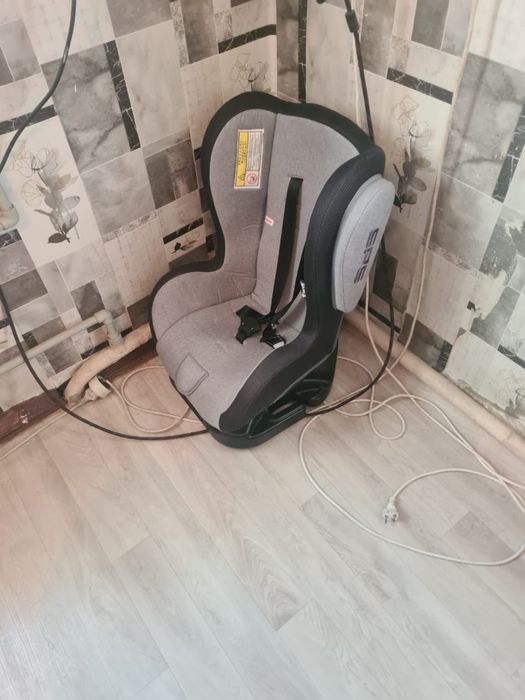 Детское автокресло б/у от 0 -2